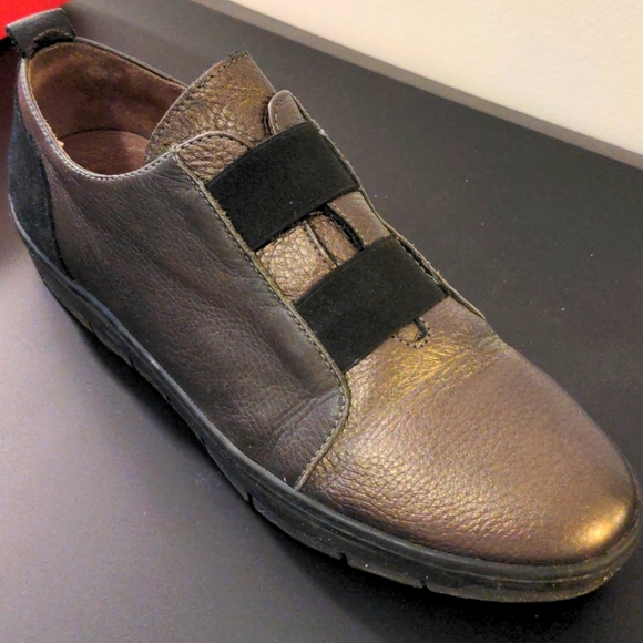 Wonders Shoes in Dark Brown with Black Straps Women's size EUR 38 / US 7.5 - Picture 10 of 13